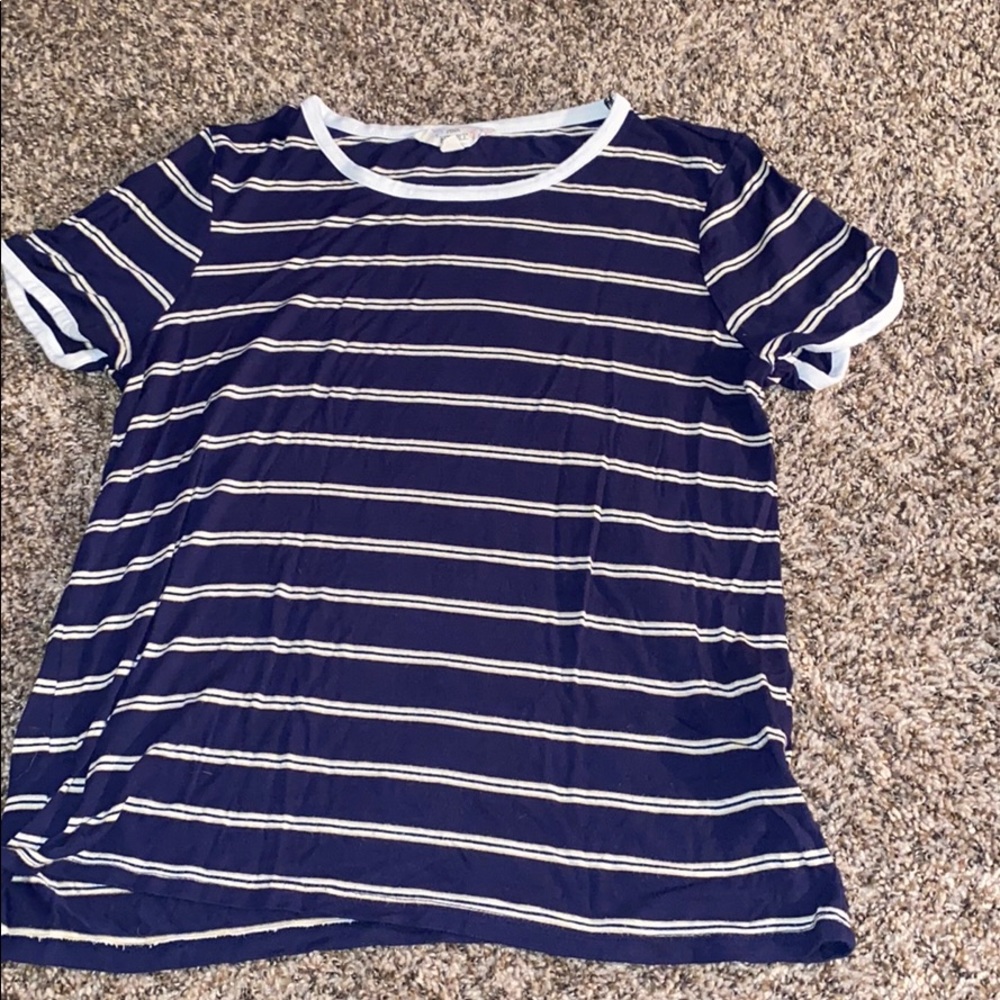 blue, yellow white striped t-shirt